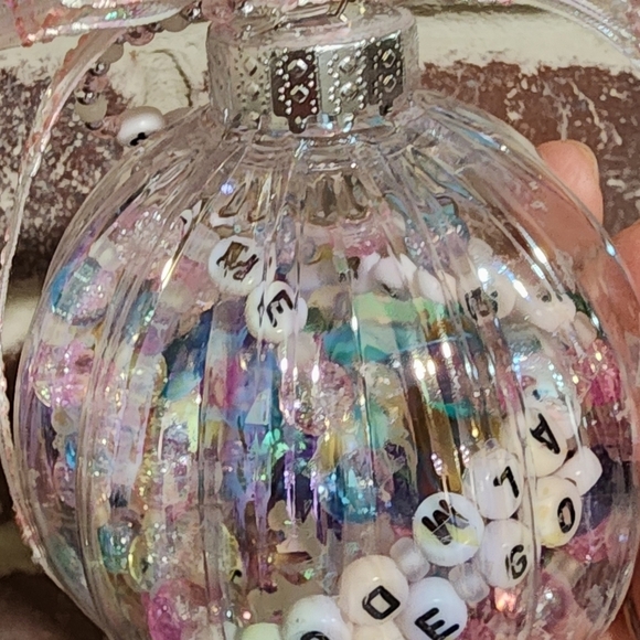 Swiftmas Lover Friendship Bracelet Ornament - Picture 4 of 9